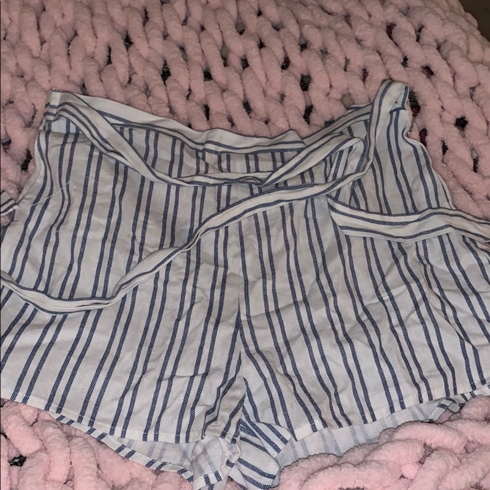 Stripped shorts